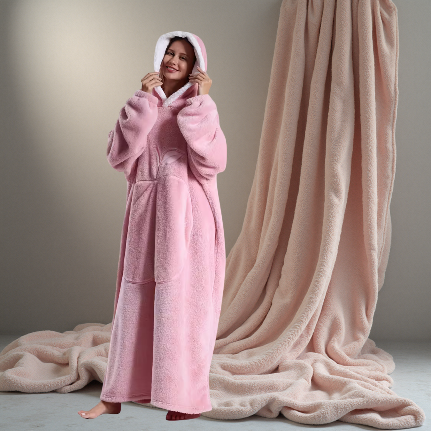 VeluraHood – Luxe Micropluche Hoodiedeken