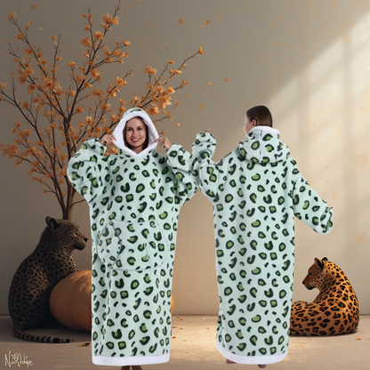 WinterSnug – Oversized Blanket